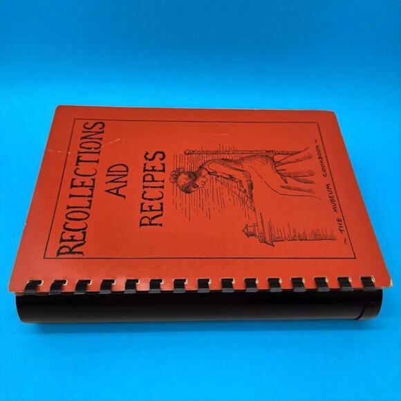 1971 Spiral Cookbook Recollections And Recipes From Army Wives Ft Leavenworth KS - Picture 2 of 16